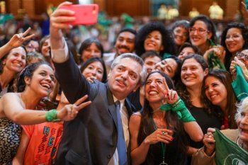 El Presidente tuiteó sobre la sanción del aborto.