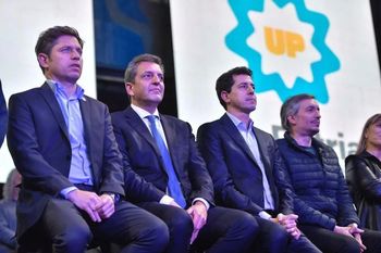 Sergio Massa y Axel Kicillof motorizan la campaña de UP.