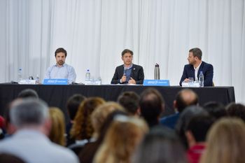 Axel Kicillof visitó José C. Paz para una jornada de Derecho a la Salud.