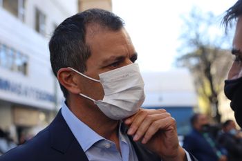 Eduardo Bali Bucca, candidato a senador del Frente de Todos por la séptima sección, también participó del acto de jura de ministros de Axel Kicillof. 