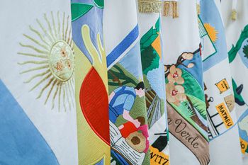 los vecinos de escobar podran elegir su bandera oficial