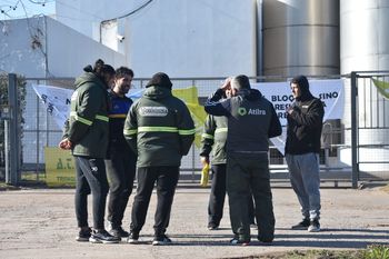 Desde el sindicato negaron las acusaciones de bloqueo y arremetieron contra los dueños de la fábrica