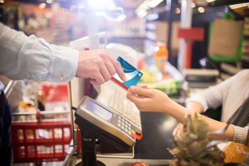 un banco y una billetera virtual se suman a compre sin iva: cuales son