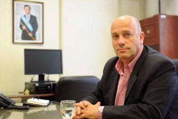  Andrés De Leo dijo que el proyecto de ley de Presupuesto 2021 favorece a los intendentes del Frente de Todos