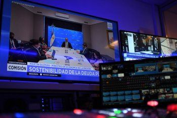 Deuda: el Gobierno quiere que el Congreso apruebe los acuerdos con el FMI