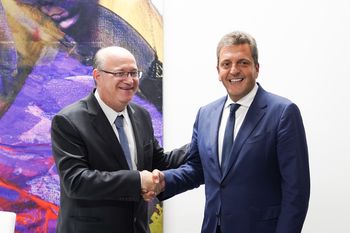 En un encuentro con el nuevo presidente del organismo, Sergio Massa confirmó financiamiento para programas productivos.