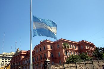 Coronavirus: cinco días de duelo nacional