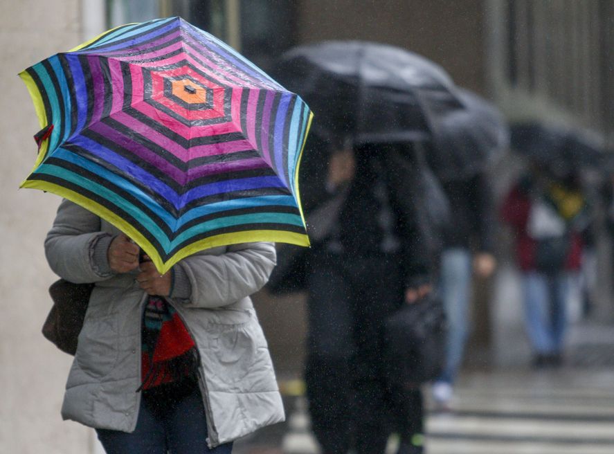 Emitieron una alerta amarilla por lluvias en algunas localidades de la provincia de Buenos Aires.
