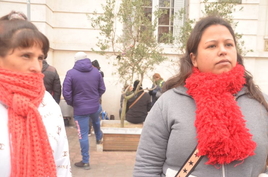 En Olavarría, familias tomaron terrenos y reclamaron por viviendas.