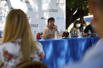 El intendente de La Matanza, Fernando Espinoza, encabezó la reunión de gabinete del municipio en el Polideportivo Alberto Balestrini