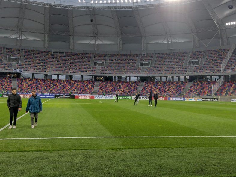 Gimnasia en el estadio Único Madres de Ciudades