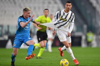 Estévez consiguió la salvación con Spezia y tuvo su mano a mano con Ronaldo.