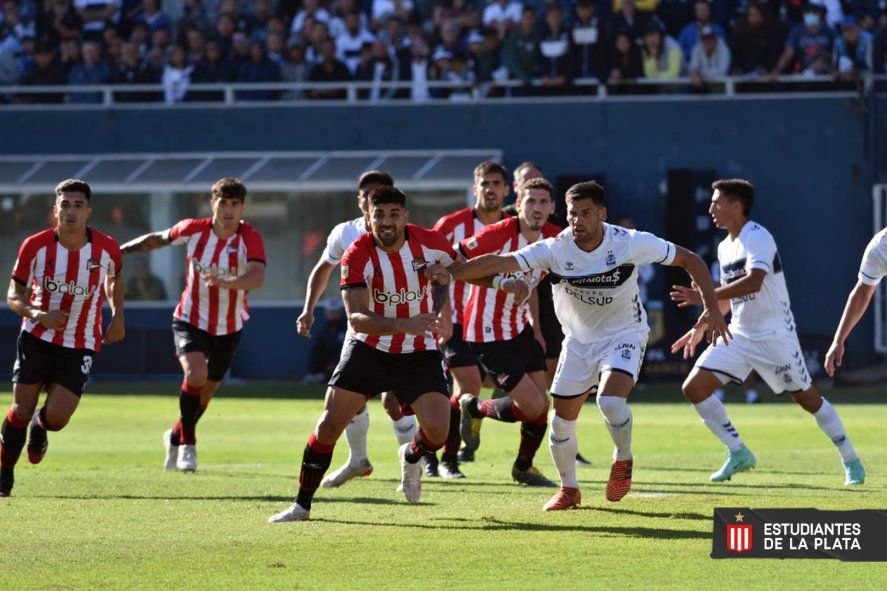 Estudiantes y Gimnasia en el Clásico Platense (Foto: Prensa EDLP).