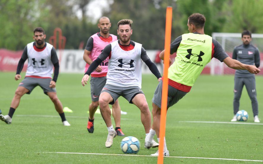 Estudiantes, entrenamiento en City Bell