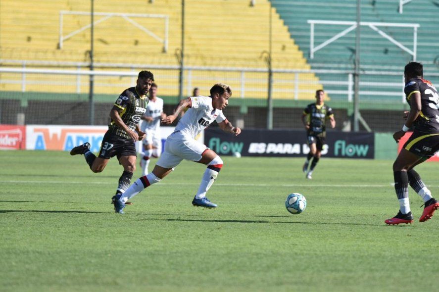 Estudiantes visitó a Defensa y Justicia por la Copa Superliga
