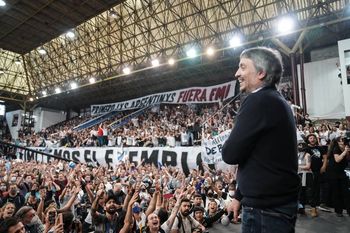 La Cámpora se moviliza y manda un mensaje al interior del FdT