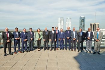 Wado de Pedro irá a la mesa política del FdT y se reúne con gobernadores