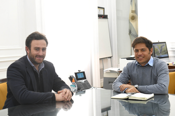 Axel Kicillof recibió al intendente de 25 de Mayo