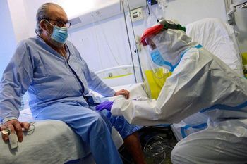 coronavirus: se incorporaron mas de 400 kinesiologos al sistema de salud bonaerense