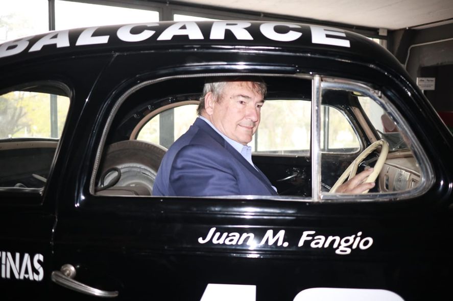 El titular de Transporte, Jorge D'Onofrio firmó acuerdos con la Fundación Fangio