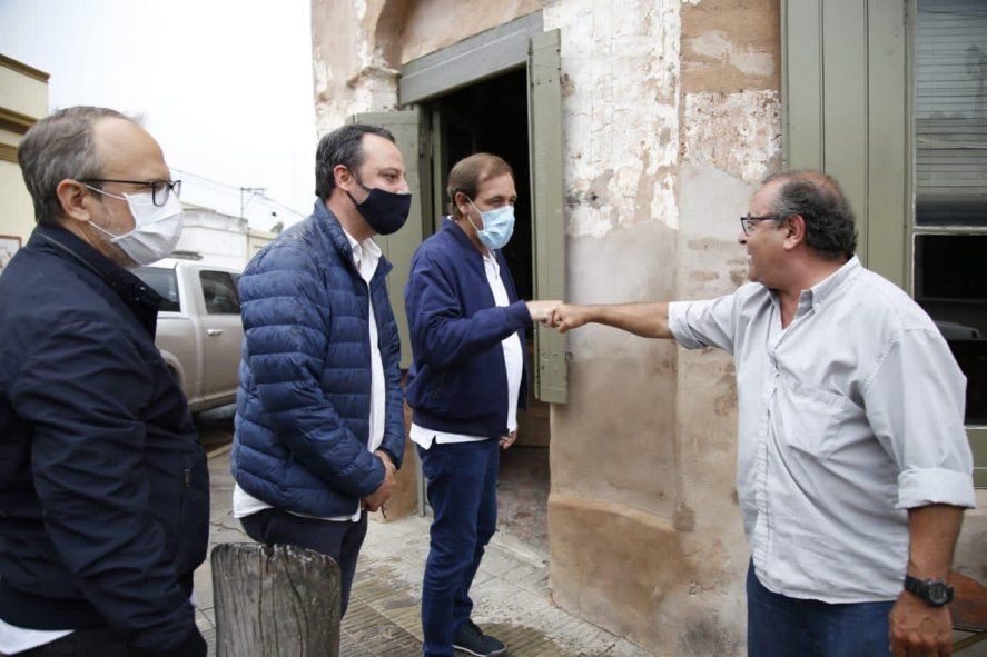 Diego Valenzuela, Francisco Ratto y Julio Garro, de recorrida por San Antonio de Areco.