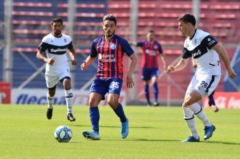 Gimnasia volvió a jugar luego de seis meses.
