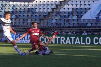 Gimnasia Vs. Lanús se enfrentaron en el Bosque por la Copa 2021