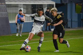 Gimnasia y San Lorenzo igualaron 1-1 en el fútbol femenino de AFA. (Foto: prensa GELP)