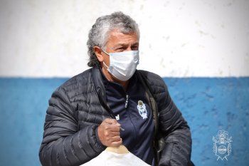 Néstor Pipo Gorosito, entrenador de Gimnasia