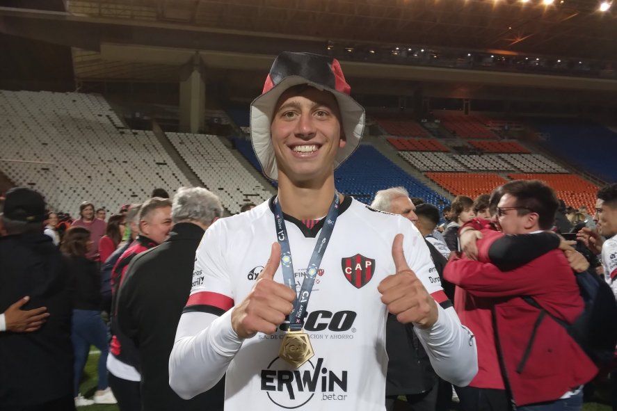 Juan Cruz Guasone, defensor de Patronato, que espera cerrar Estudiantes como refuerzo