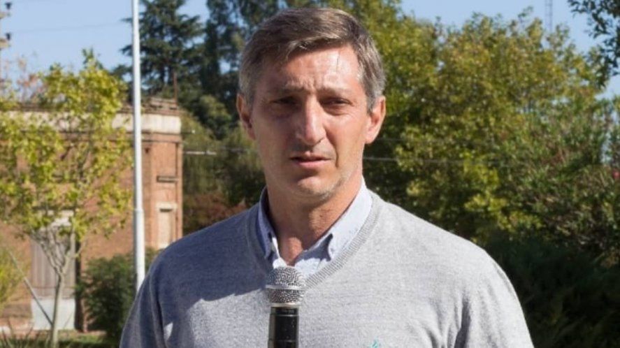 El intendente de Saavedra, Gustavo Notararigo, en pleno conflicto con los trabajadores municipales