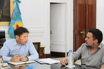 El gobernador Axel Kicillof está invitado al congreso de Somos Barrios de Pie, movimiento social que ya le dio su respaldo para la reelección en la Provincia.