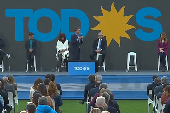 Sergio Massa durante el acto del Frente de Todos en La Plata.