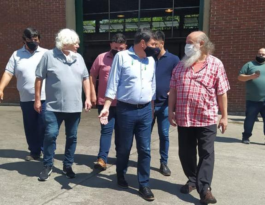 Murúa junto a Pérsico en una actividad