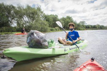 Tolosa Paz participó de la jornada por la preservación de los humedales.