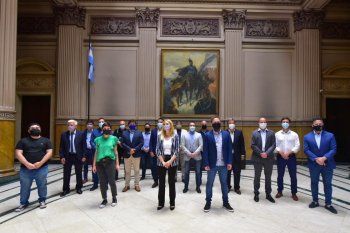 Los intendentes oficialistas se reunieron en La Plata con importantes planteos a la gestión.