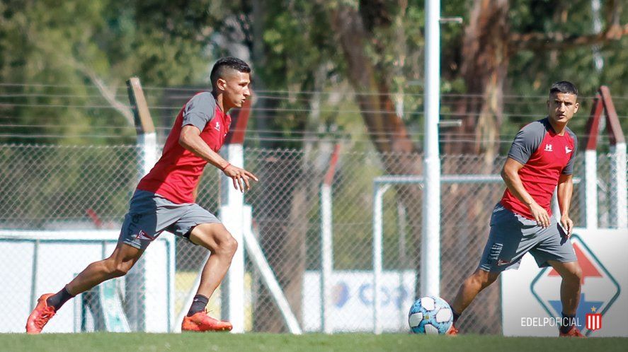 Iván Gómez en un entrenamiento de Estudiantes