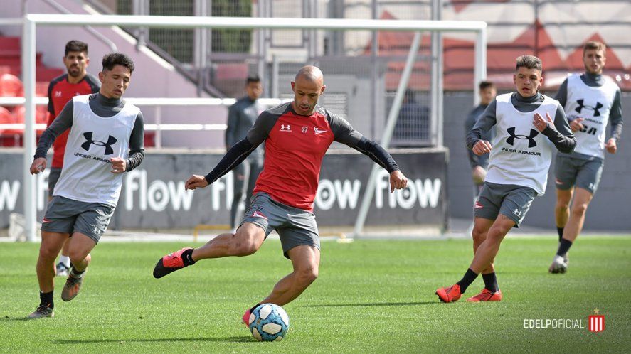 Desábato no puede usar el equipo ideal