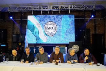 En Chascomús, la Sociedad Rural organizó una reunión de comisión directiva ampliada de la que participaron precandidatos a gobernado.