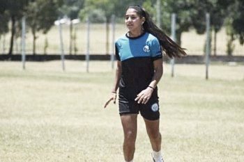 Juliana Gómez falleció el sábado en la Ruta 9. Sus compañeras piden justicia y responsabilizan a Argentino de Merlo.