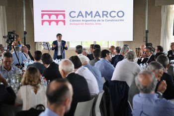 Axel Kicillof defendió la obra pública e insistió con la coparticipación: “Hay muchas obras para defender”