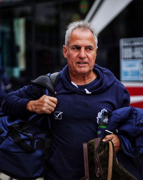 Leonardo Madelón busca definir el once en Gimnasia para el cruce con Colón