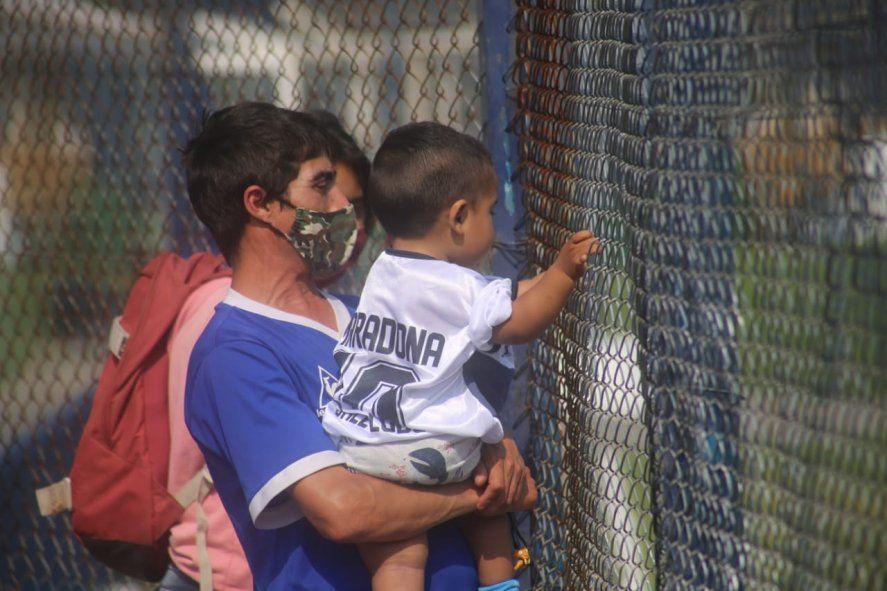 El sueño de volver debe esperar un poco más: la vuelta del público a las canchas esta frenada tras las PASO.
