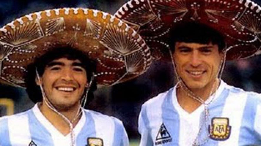 Una de las historias de las que se sigue hablando: la reunión para limar diferencias tuvo a Maradona y Passarella como protagonistas.