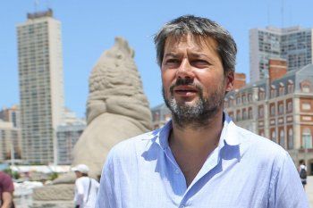 Lammens: Si tenemos playas desbordadas, vamos a tener que suspender
