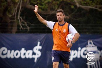 Mariano Messera en el entrenamiento de Gimnasia