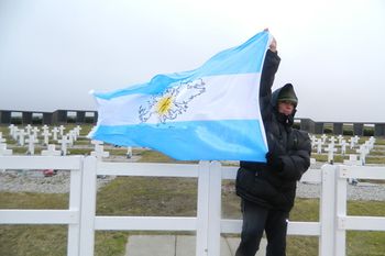 sobrevivio a la violencia de genero y al cancer y ahora correra en las islas malvinas para homenajear a su hermano