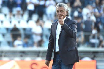 Néstor Gorosito está muy activo en este mercado de pases de Gimnasia, hay más de diez nombres que tienen actividad entrante o saliente.