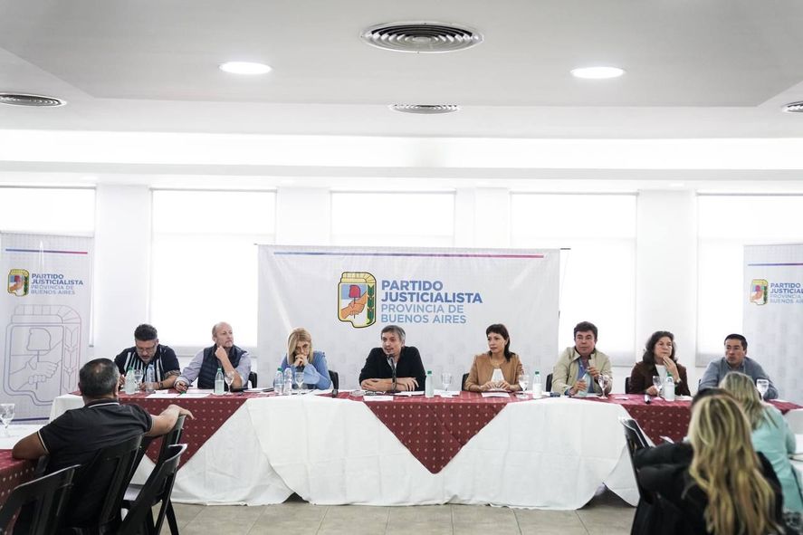 Máximo Kirchner y Veronica Magario presiden el PJ bonaerense