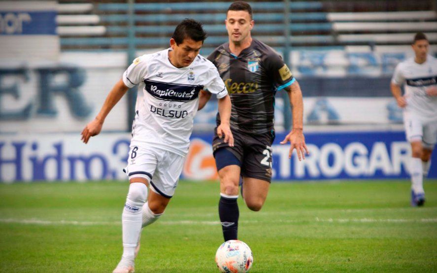 ¿El Pulga Rodríguez será suplente en Gimnasia?